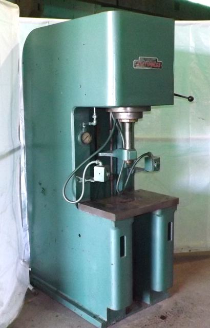 15 TON DENNISON ... MULTI-PRESS C-FRAME PRESS